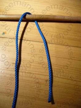 Leine um den Balken legen